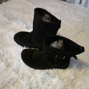 Black Suede Fit Flop Boots